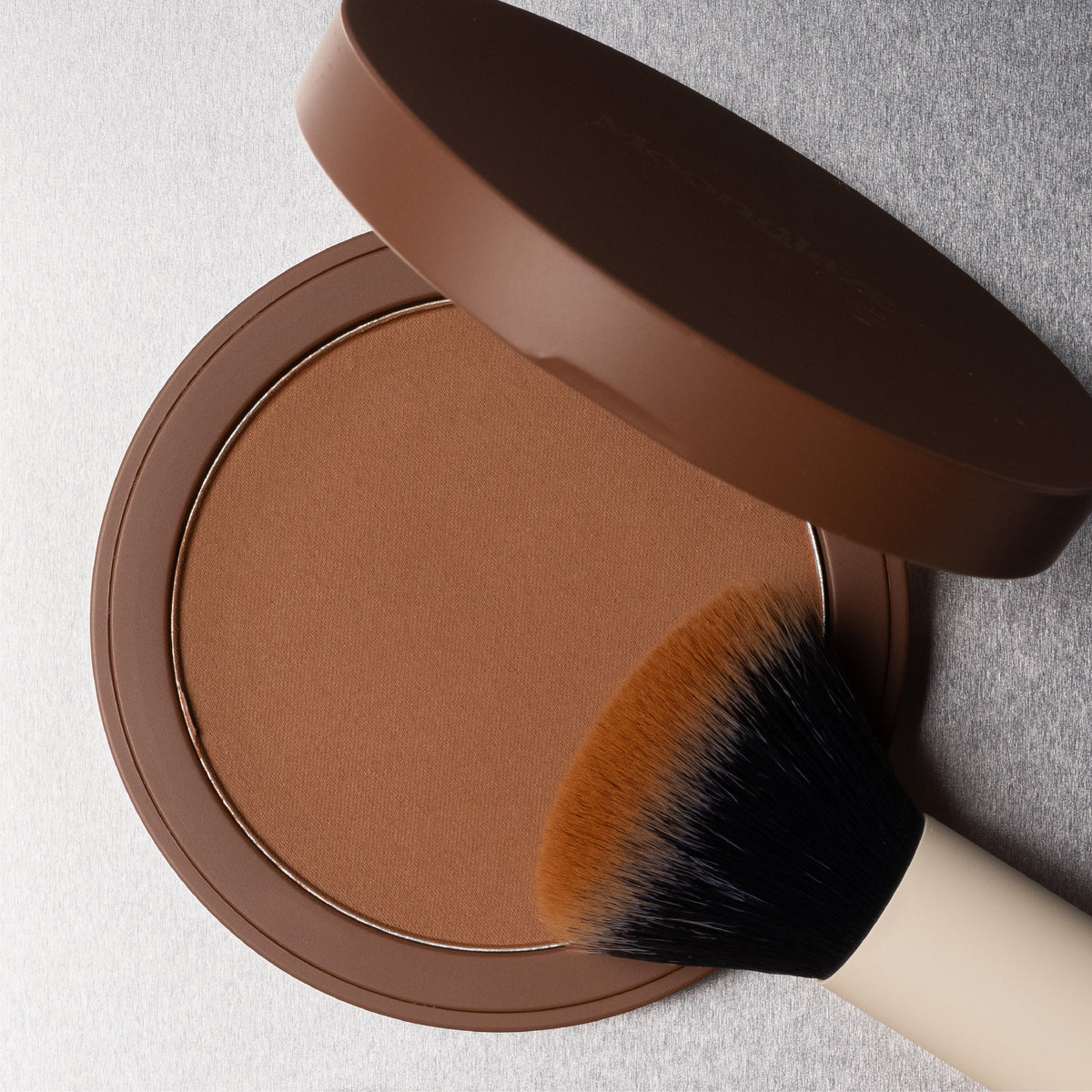 Bronzer